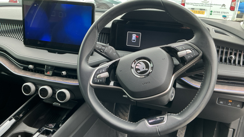 Skoda Superb 2.0 TDI 193 Laurin + Klement 4X4 5dr DSG Diesel Estate